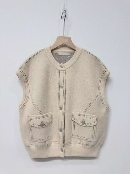 10D112 滾白線口袋針織背心