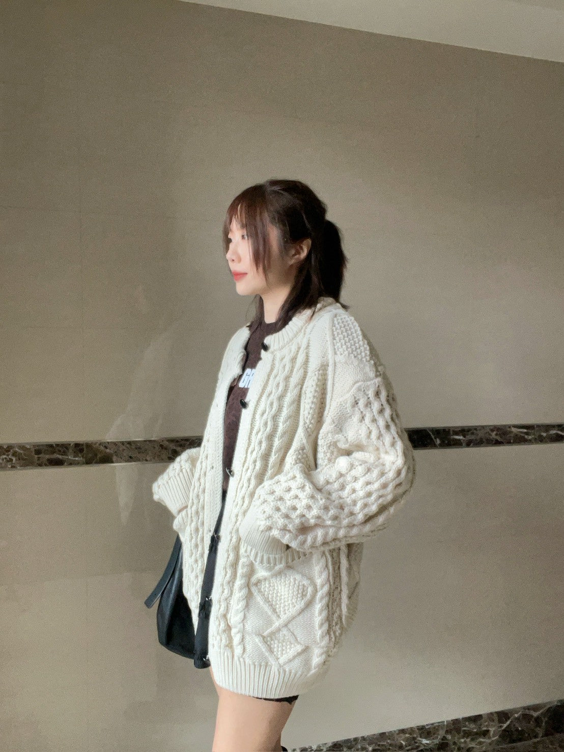 JK1878 立體織紋針織外套