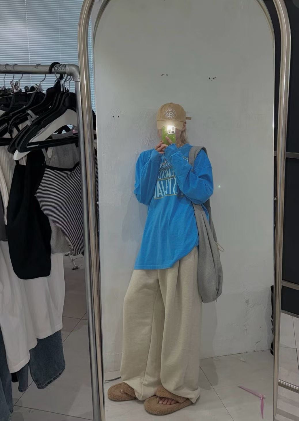 ST4524 黃框字母寬版水洗T