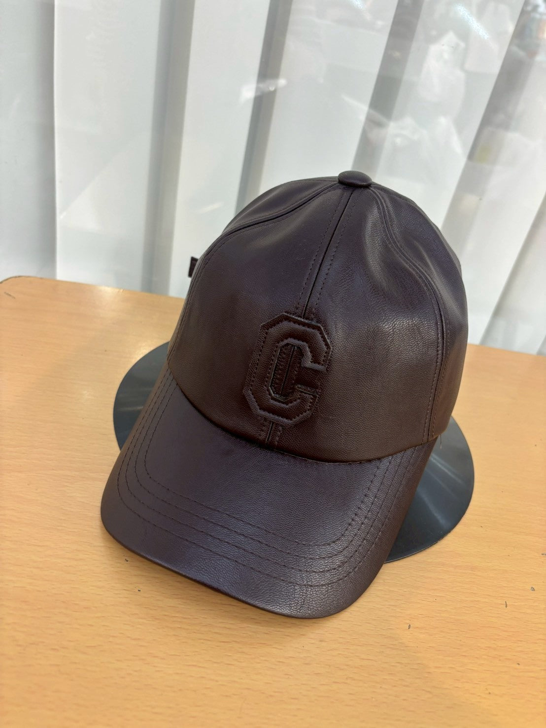 12C202 皮革C字棒球帽