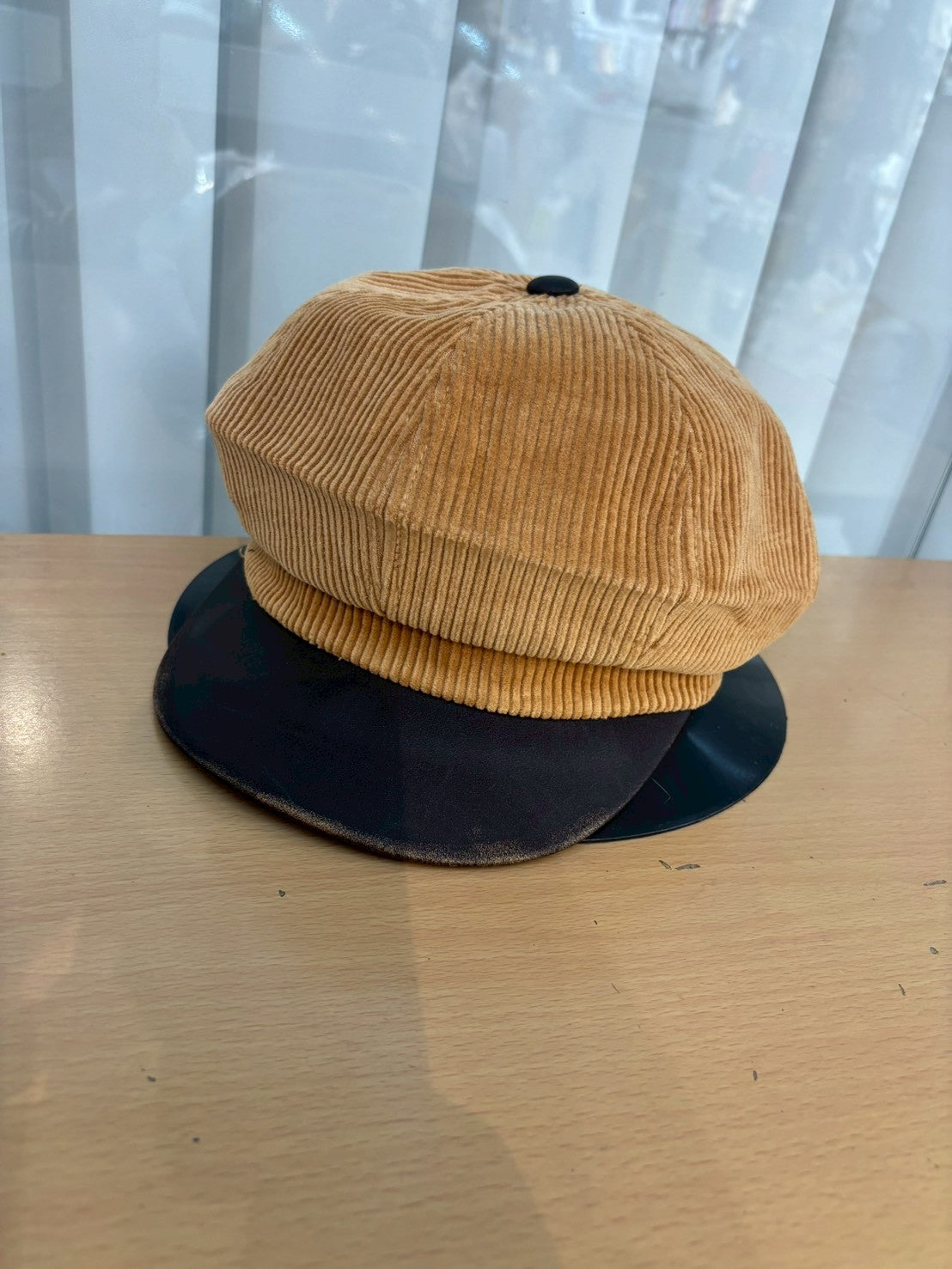 12C209 燈心絨報童帽