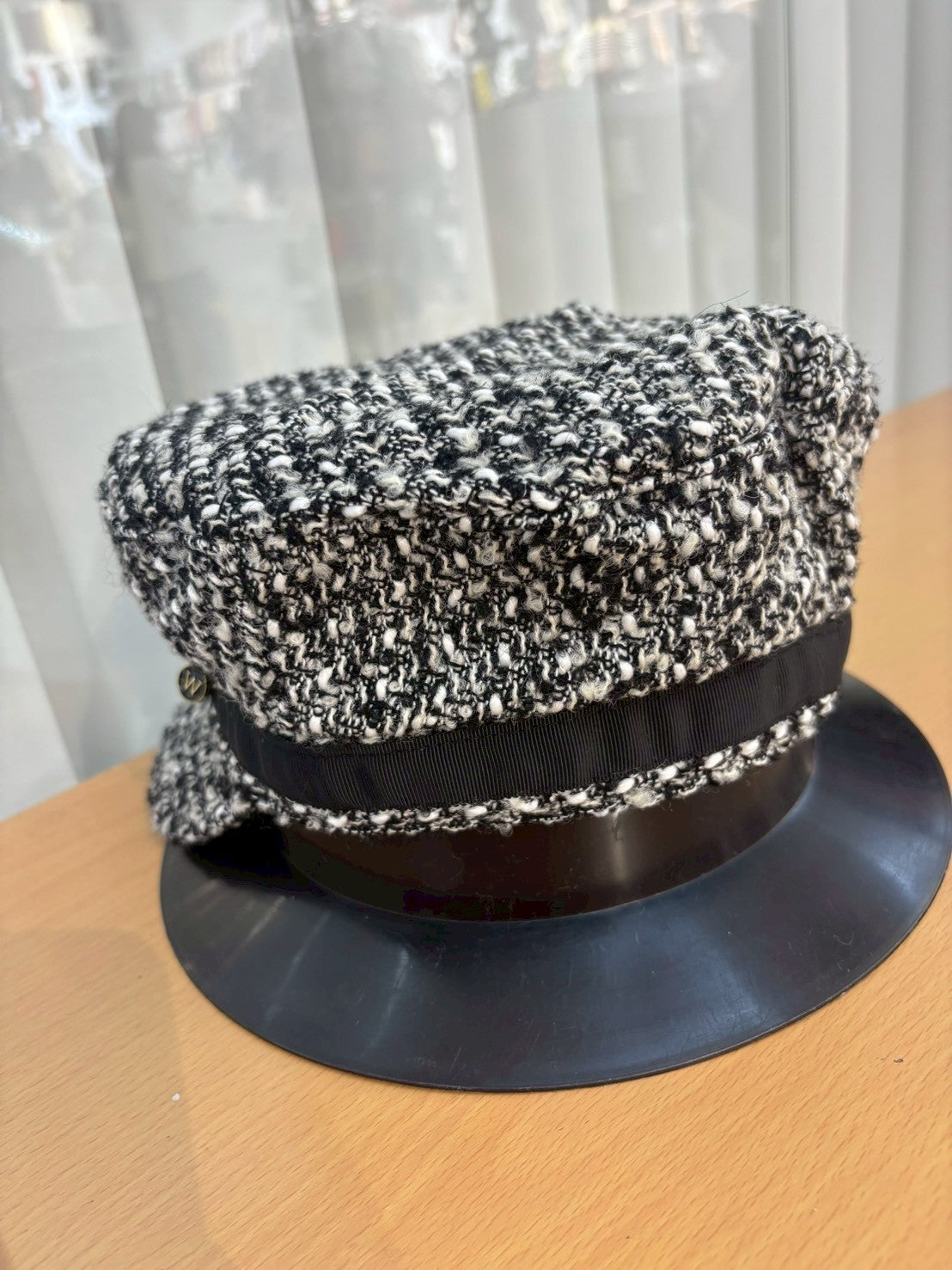 12C203 小香毛呢報童帽