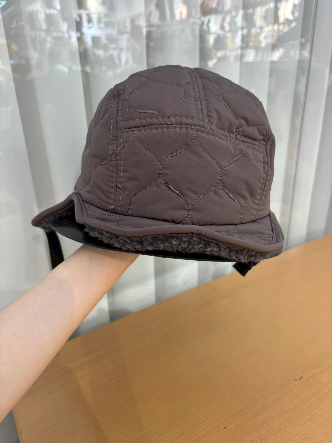 12C208 雙面羔羊毛飛行帽