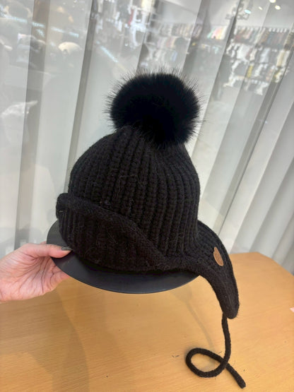 12C201 毛球蓋耳毛線帽