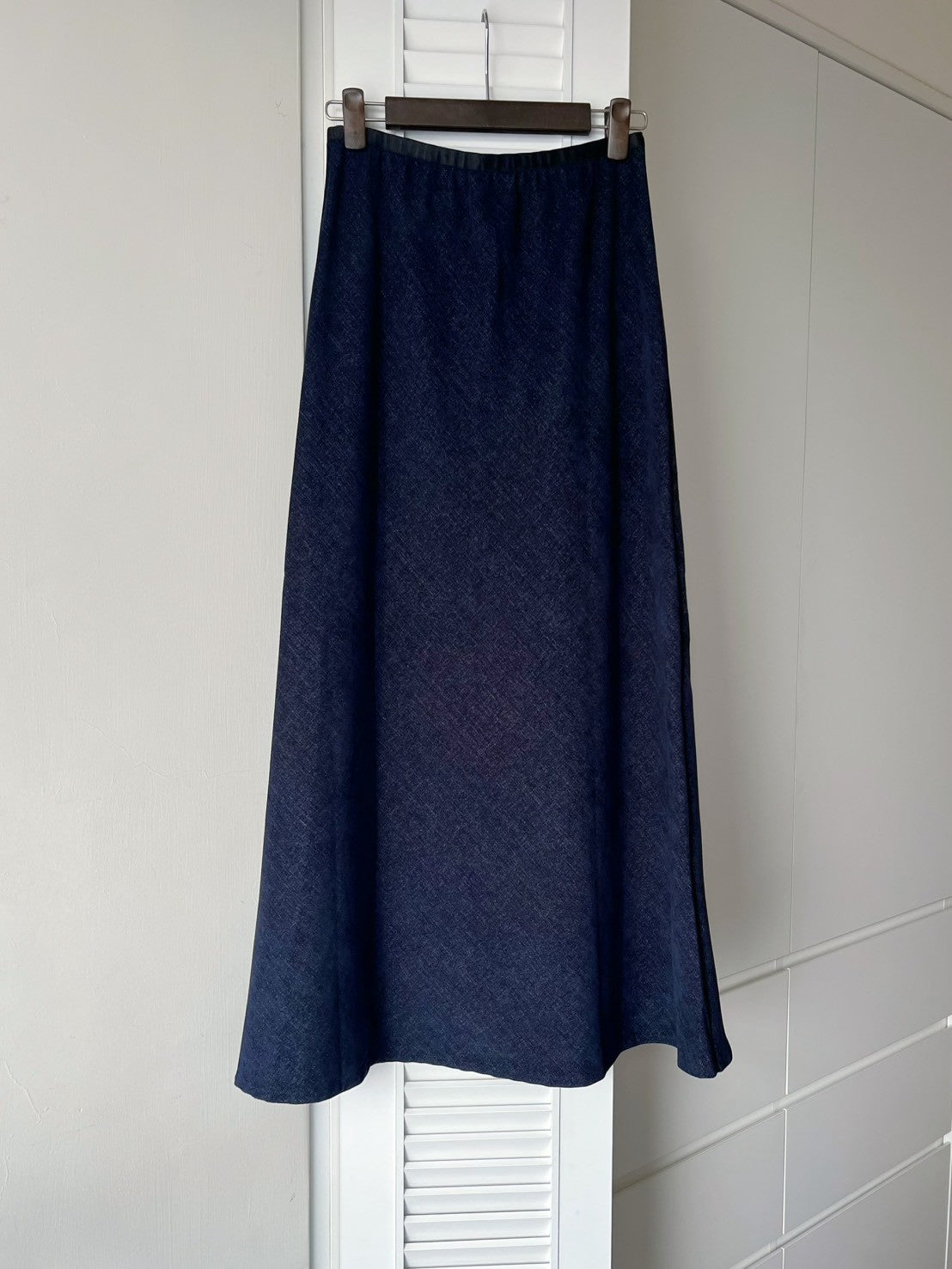 KL1046 絨面魚尾長裙