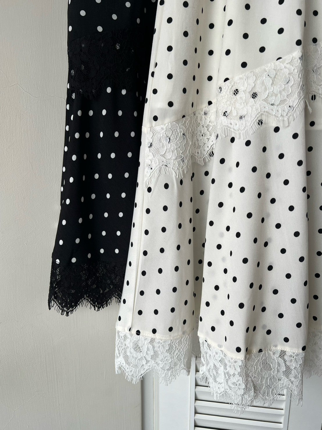 KL1047 點點蕾絲拼接傘裙