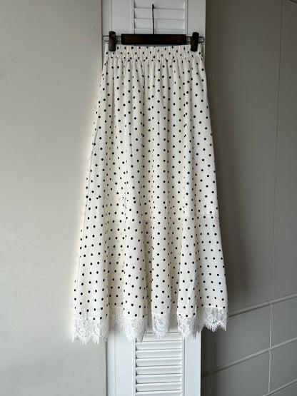 KL1047 點點蕾絲拼接傘裙