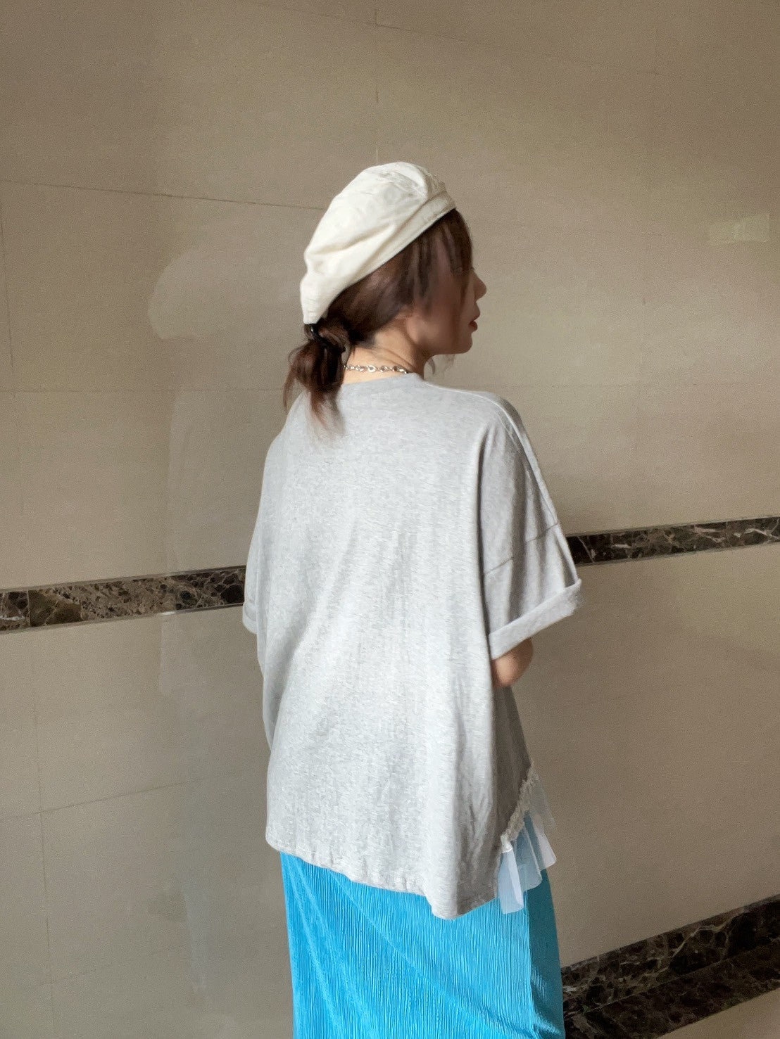 7A106 貓咪下擺荷葉紗T