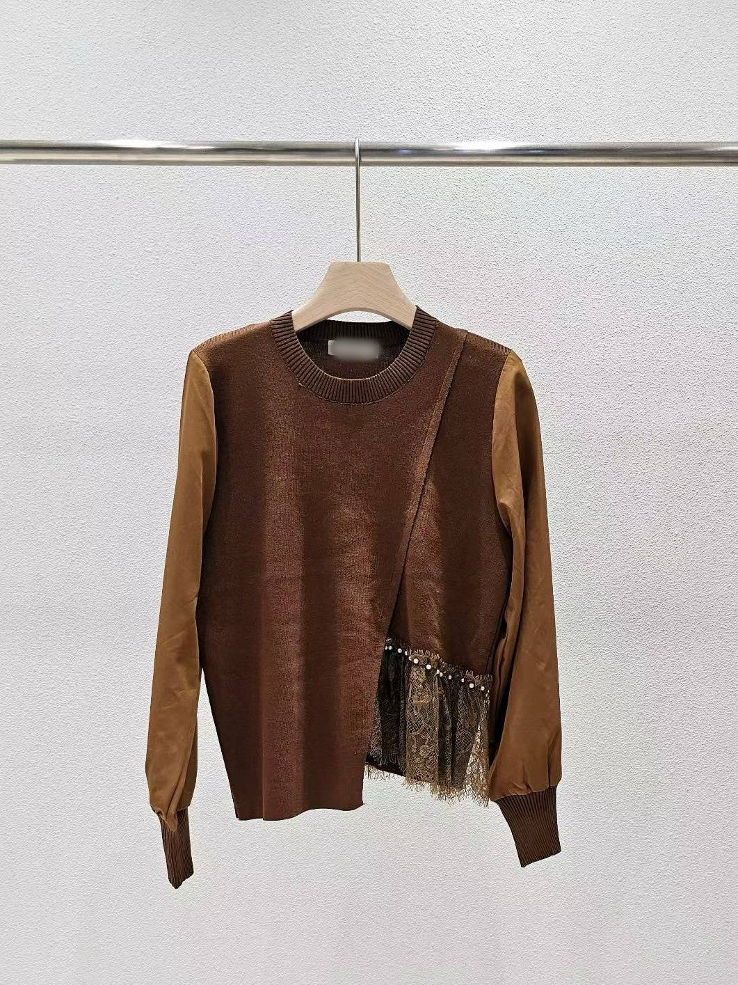 9D105 側拼接蕾絲下擺針織衫