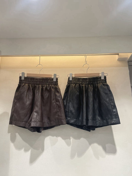 PS1001 鬆緊腰皮質短褲