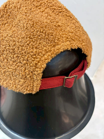 1C213 羔羊毛棒球帽