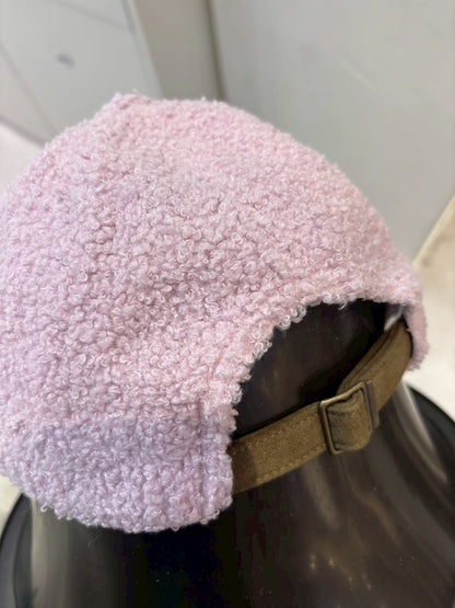 1C213 羔羊毛棒球帽