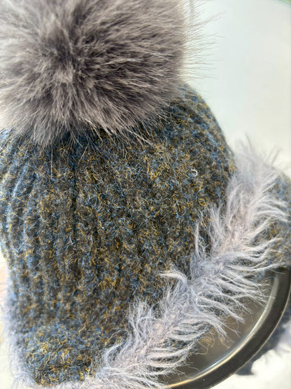 1C205 毛球巴拉克拉法帽