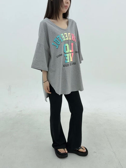 3B222 彩虹字母U領長T