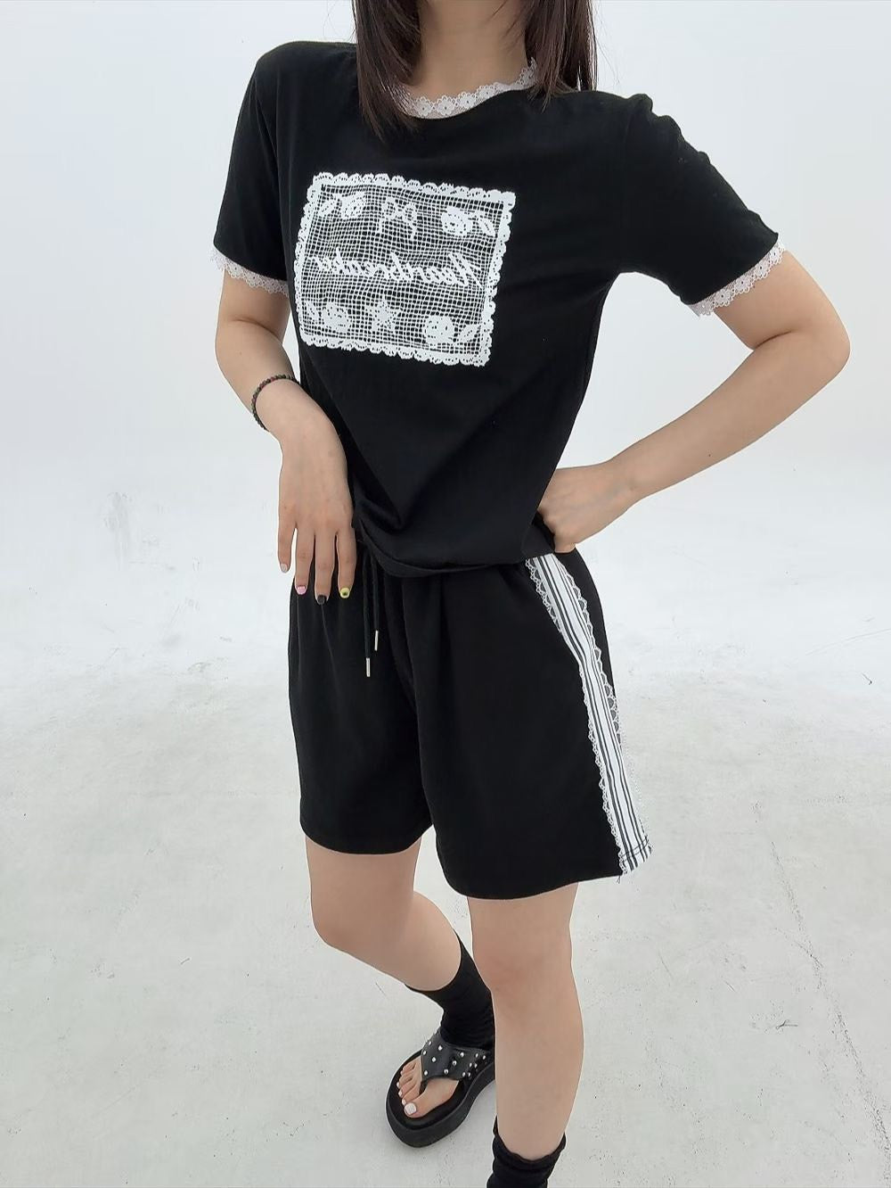 3B221 蕾絲滾邊合版棉T