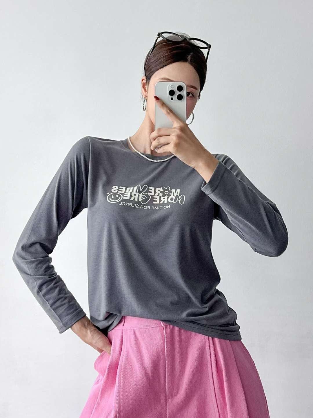 9A211 花朵笑臉合版T