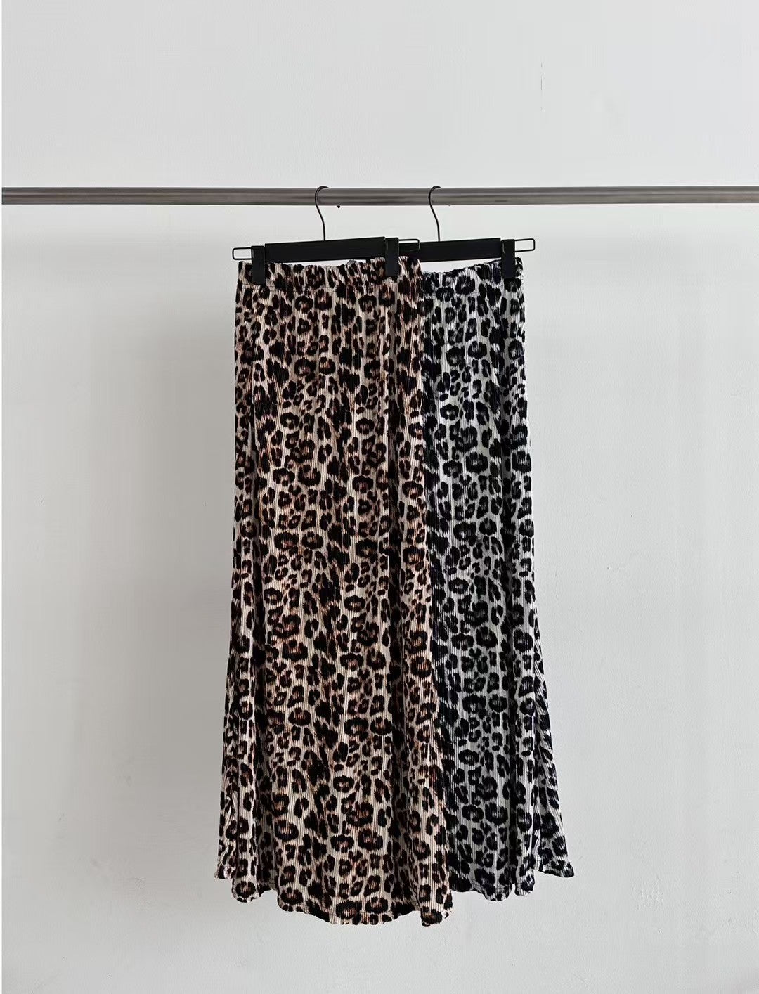 KL1041 鬆緊腰細褶豹紋長裙