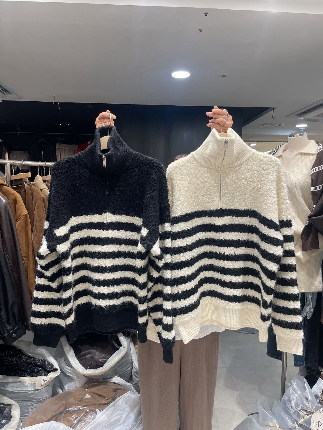 SW661 拉鍊橫條長版毛衣